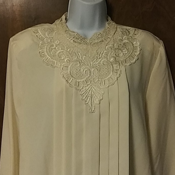 NWOT LIZ BAKER OFF WHITE VICTORIAN LACE BLOUSE - Picture 3 of 8
